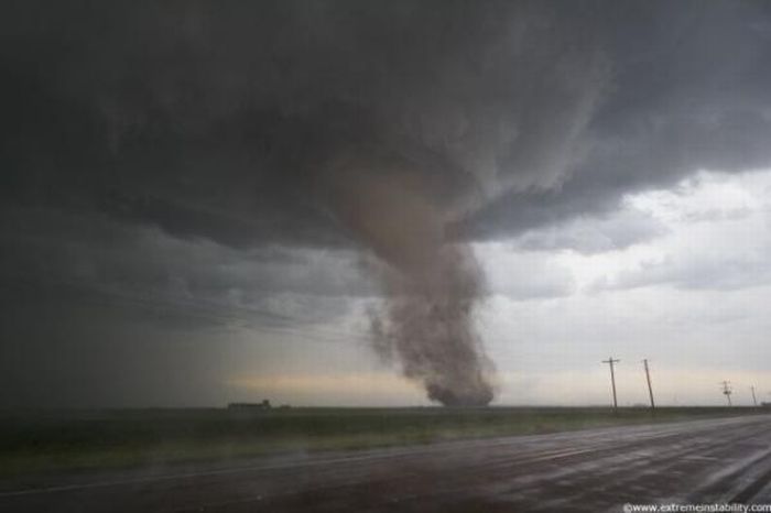 Eye of a Tornado (22 pics)