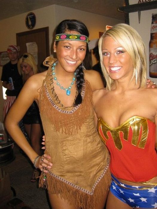 College Girls At Halloween Parties 98 Pics