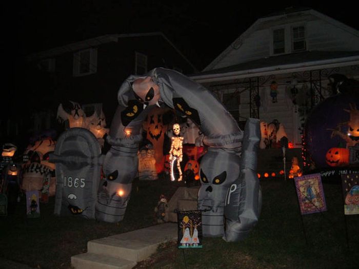 Great Halloween Front Yard Decorations (30 pics)