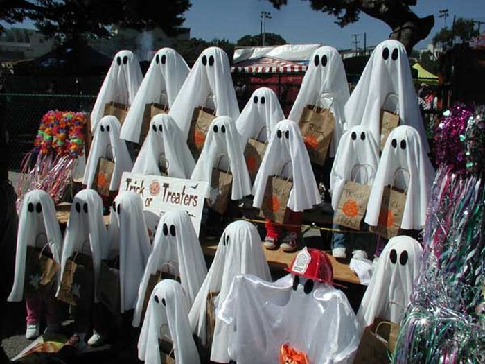 Great Halloween Front Yard Decorations (30 pics)