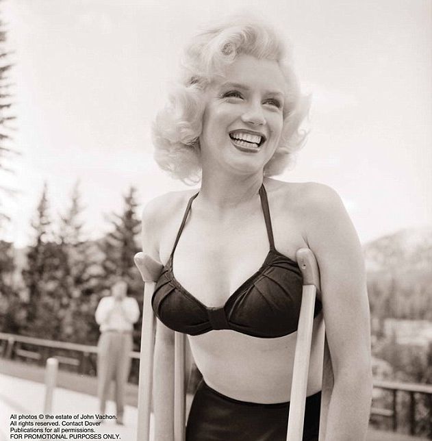 Images of Injured Marilyn Monroe (10 pics)