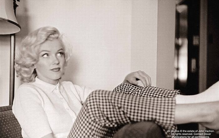 Images of Injured Marilyn Monroe (10 pics)