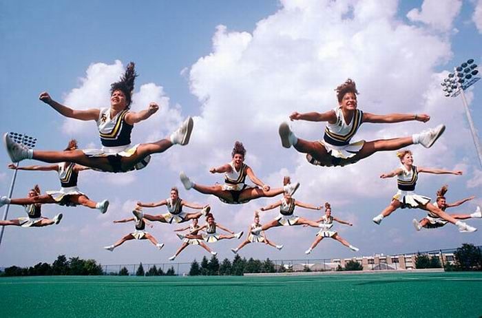 Cheerleaders Then and Now (29 pics)