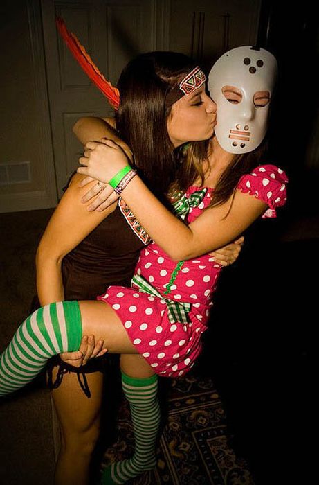 Drunk Girls on Halloween (62 pics)