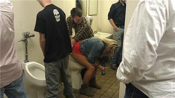Funny Drunk People (29 pics + 4 gifs)