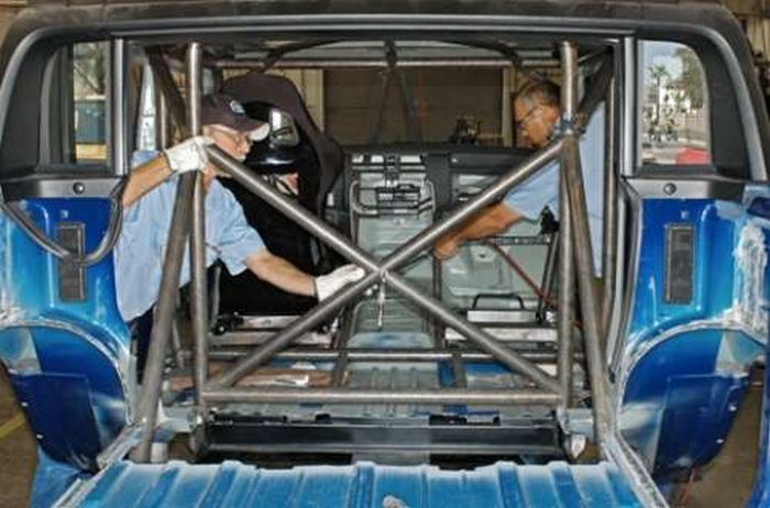 Roll Cage (33 pics)