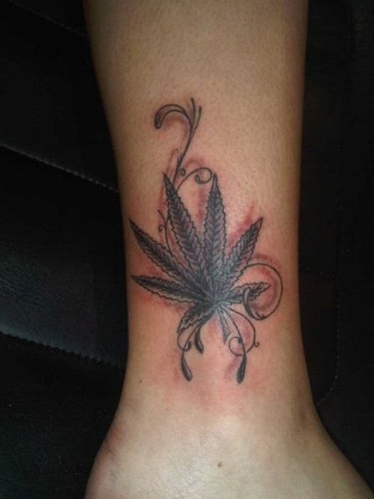 Marijuana Tattoos (46 pics)