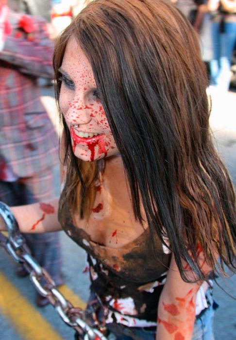 Sexy Zombies (48 pics)