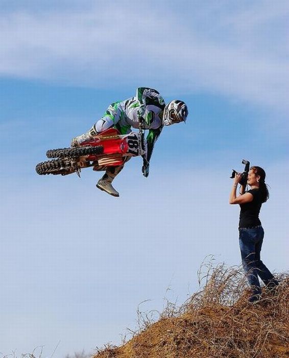 Awesome Racing Photos (122 pics)