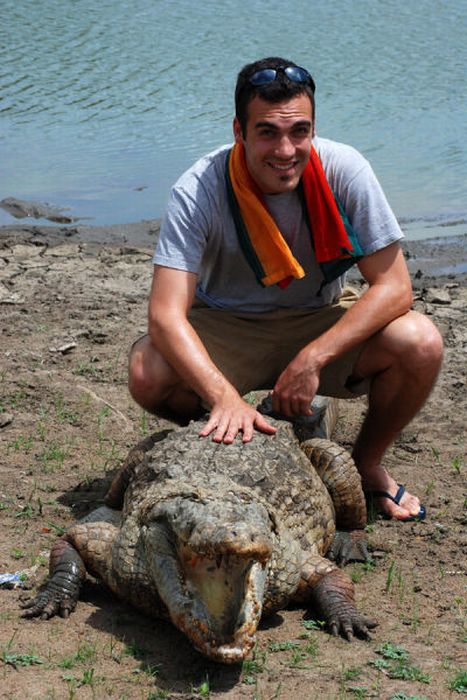 Paga Crocodile Pond in Ghana. For Brave Tourists Only (19 pics)