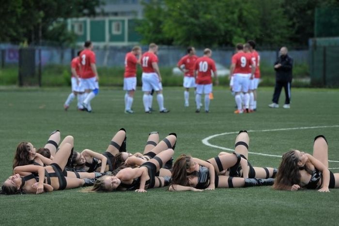 Inexplicable Photos From Russia (32 pics)