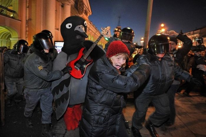 Inexplicable Photos From Russia (32 pics)