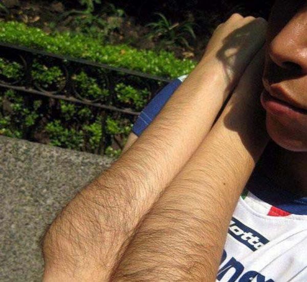 Girls with Hairy Arms (30 pics)