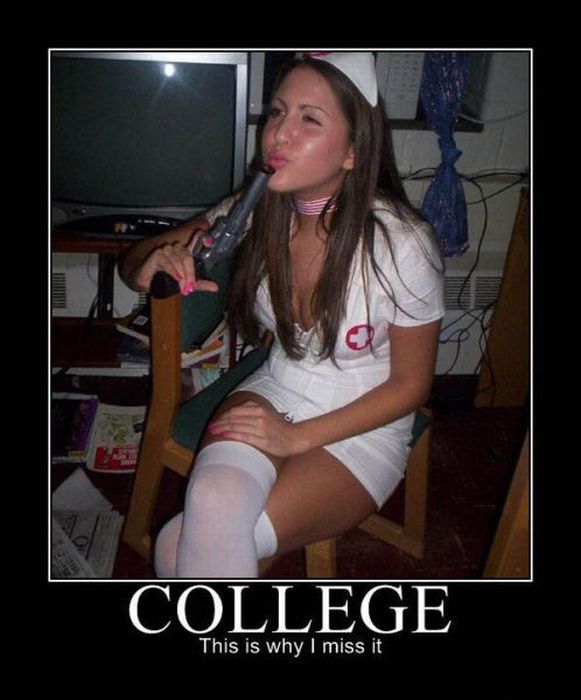 Hot College Girls Demotivational Posters (36 pics)