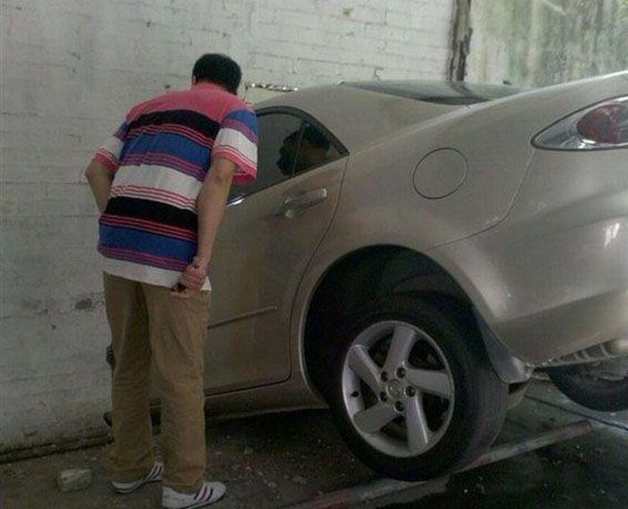 Car vs Wall (6 pics)