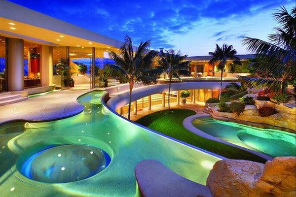 Awesome Backyards (38 pics)