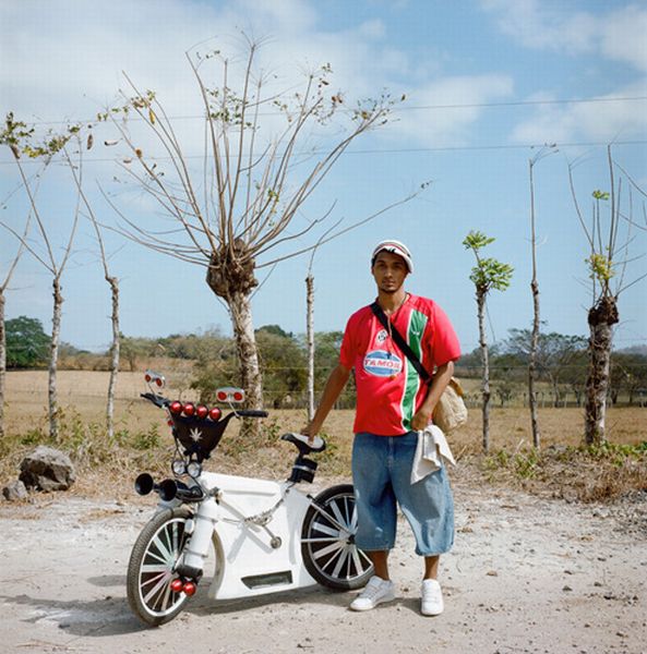 Pimped out Bikes in Panama (11 pics)