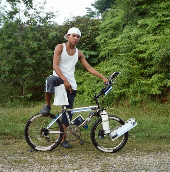 Pimped out Bikes in Panama (11 pics)