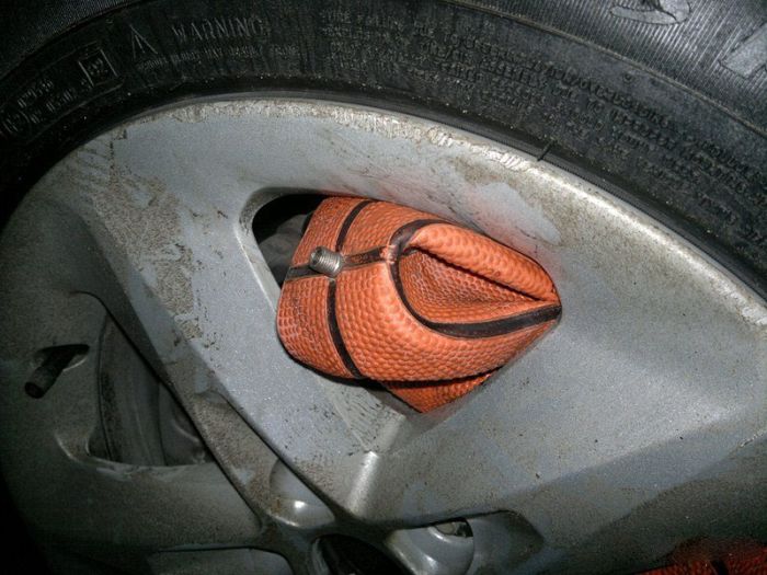 How To Remove a Wheel (12 pics)