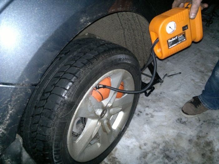 How To Remove a Wheel (12 pics)