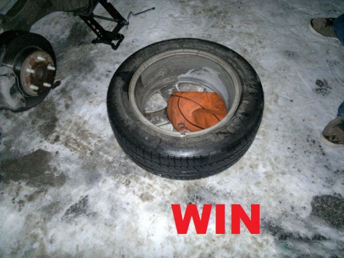 How To Remove a Wheel (12 pics)