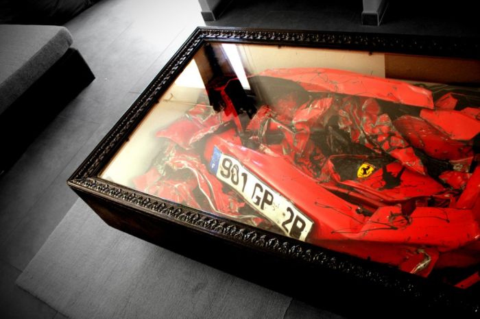 Crashed Ferrari Table (12 pics)