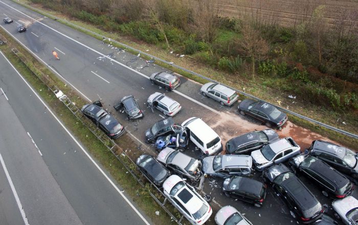 52-Vehicle Pile-up on a German Highway A31 (15 pics)
