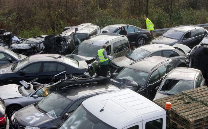52-Vehicle Pile-up on a German Highway A31 (15 pics)