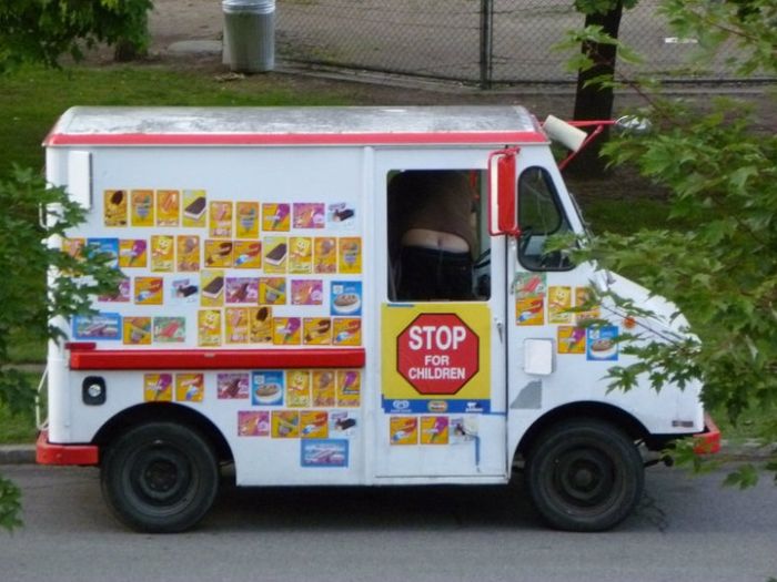 Ice Cream Trucks 84 Pics