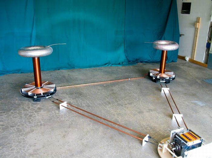 Twin Coils (24 pics)