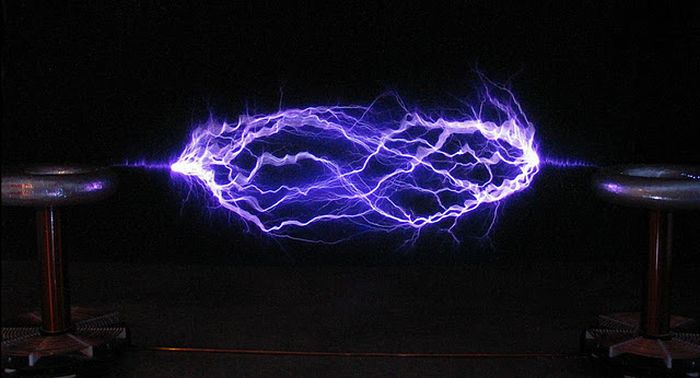 Twin Coils (24 pics)