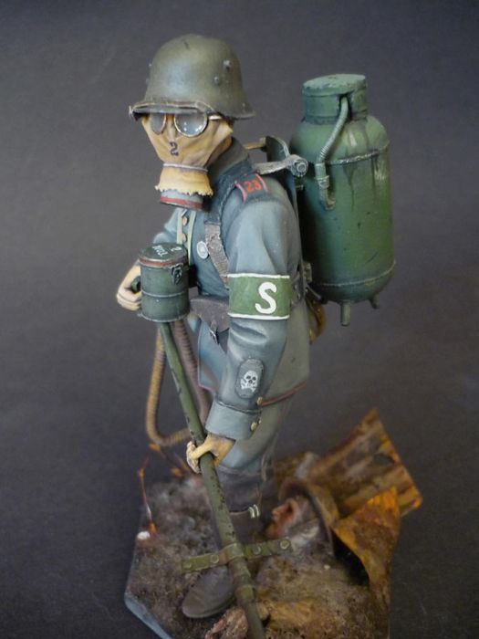 Military Miniatures (46 pics)