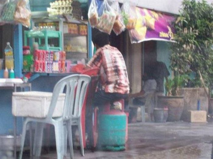 Only in Malaysia and India (48 pics)