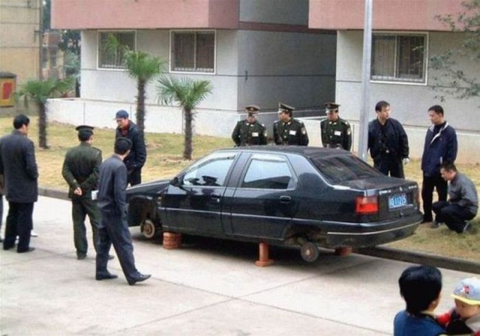 Only in China (65 pics)