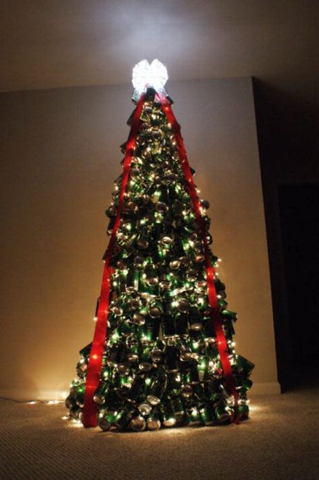 DIY: Empty Can Christmas Tree (11 pics)