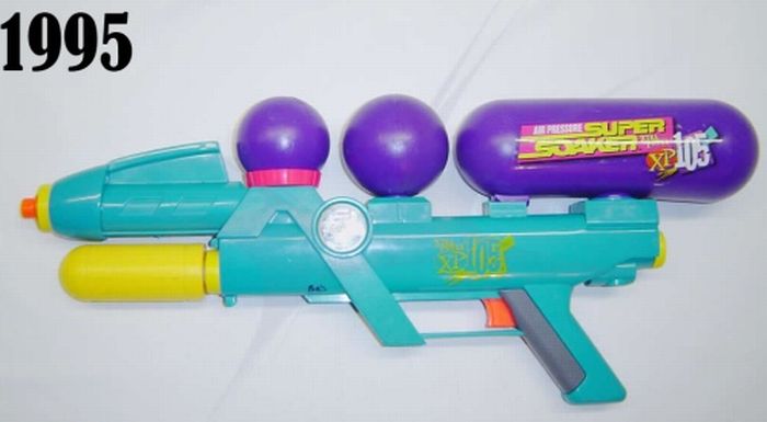 Super Soakers from ’91 -’11 (20 pics)