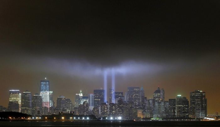 The 45 Most Powerful Images Of 2011 (45 pics)