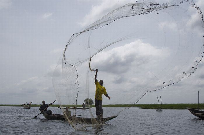 Ganvié - Lake City of Africa (35 pics)