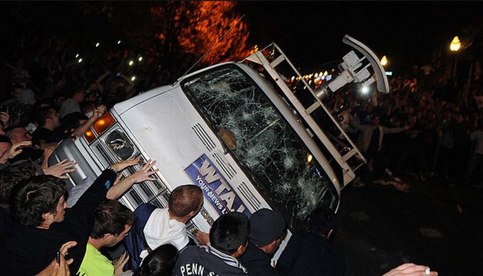Facepalm Moments Of 2011 (25 pics) Facepalm Moments Of 2011 (25 pics)
