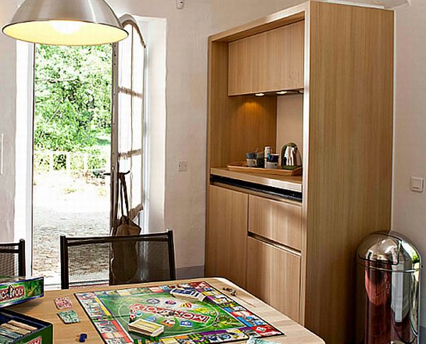 Compact Kitchens for Tiny NYC Apartments (11 pics)