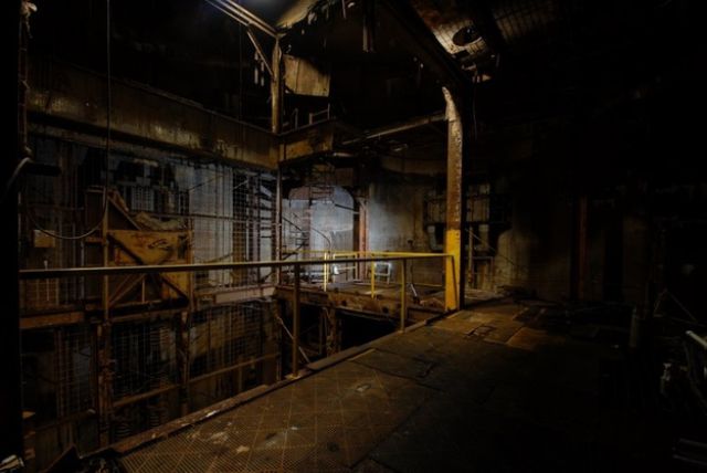 House Where You Will Survive the End of the World (17 pics)