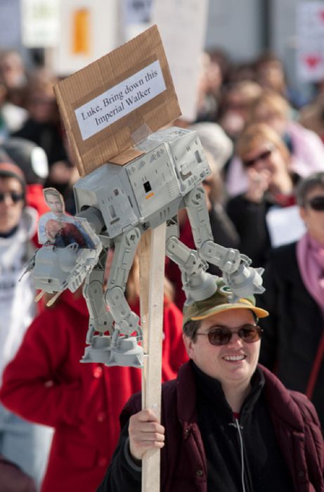 The 40 Best Protest Signs Of 2011 (40 pics)