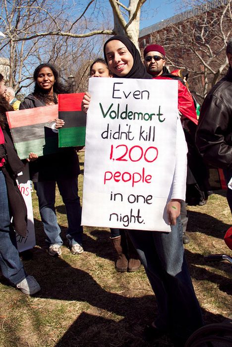 The 40 Best Protest Signs Of 2011 (40 pics)