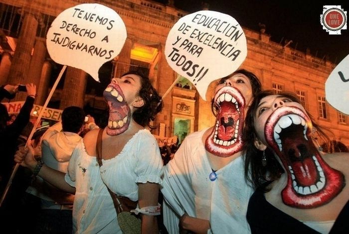 The 40 Best Protest Signs Of 2011 (40 pics)