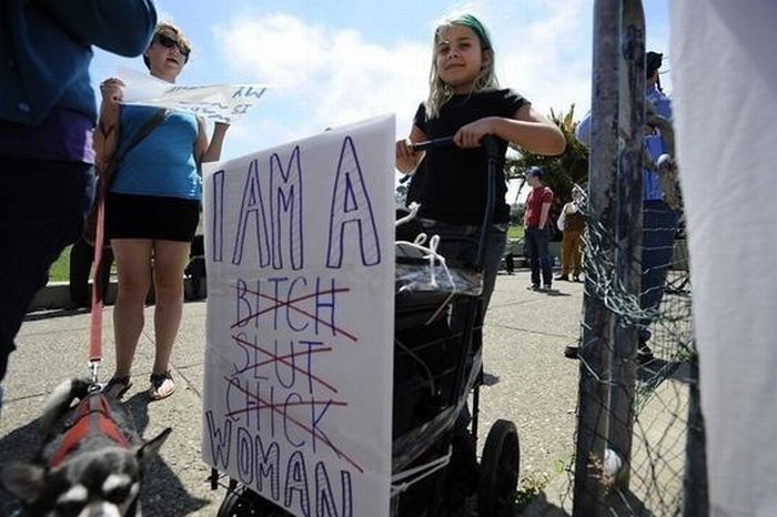 The 40 Best Protest Signs Of 2011 (40 pics)