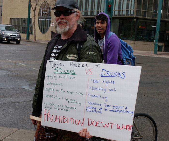 The 40 Best Protest Signs Of 2011 (40 pics)