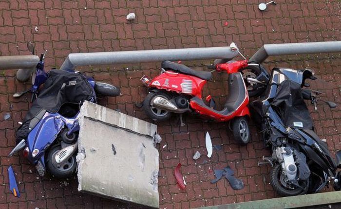 Parking Job Fail (6 pics)
