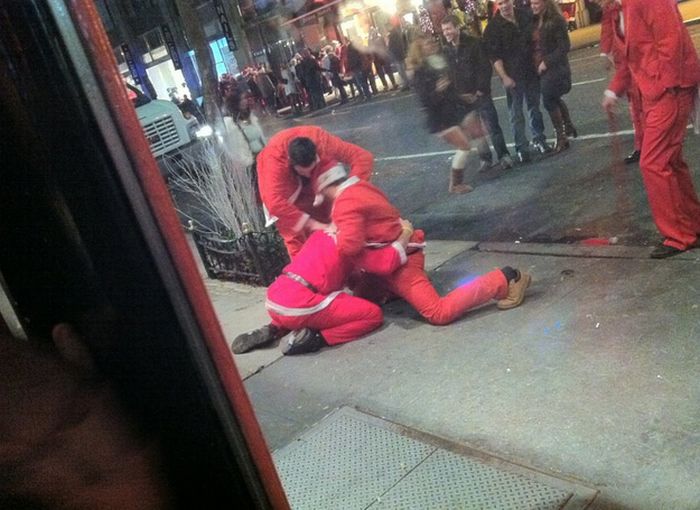 Santacon 2011 (22 pics)