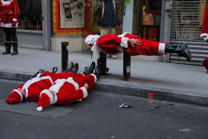 Santacon 2011 (22 pics)