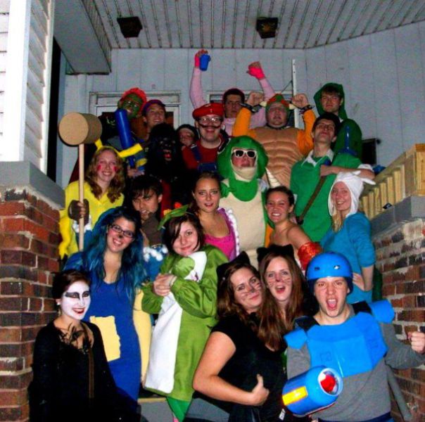 The Best Group Costumes of 2011 (26 pics)